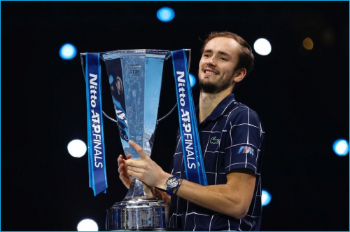 他突然起脚 他突然起脚