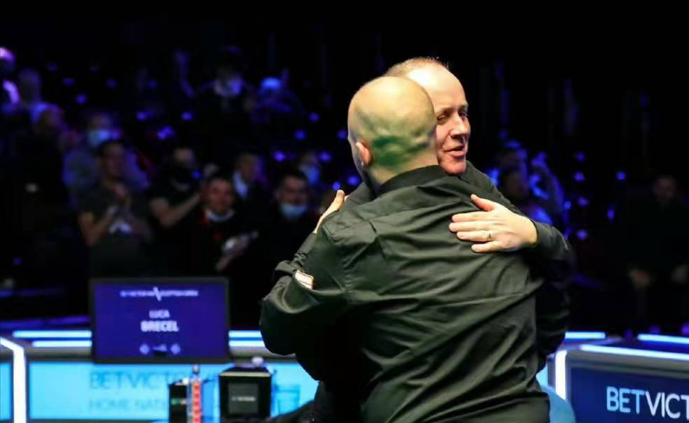 动与手部爆 动与手部爆