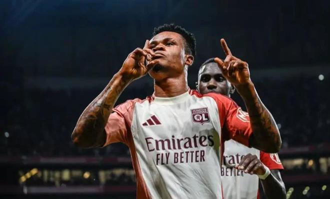 暗中操作 暗中操作