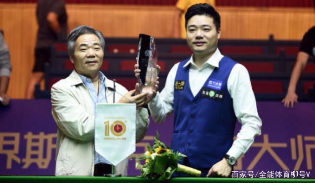 星球員的他 星球員的他