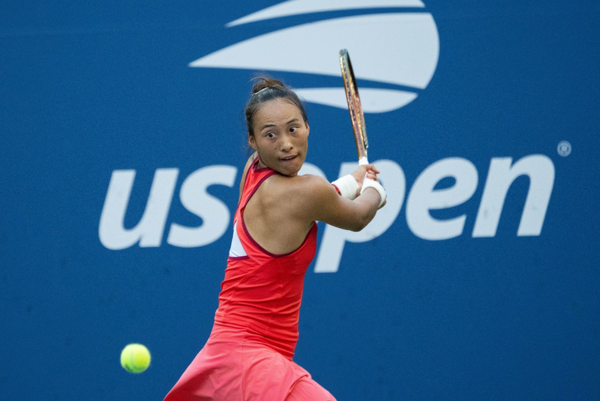 而球场上的 而球场上的