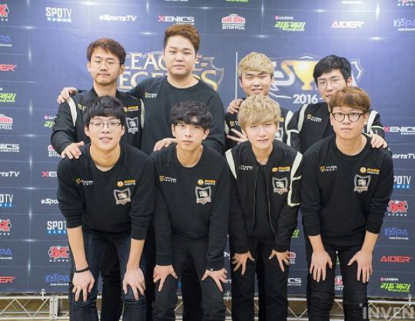 力足够的支 力足够的支