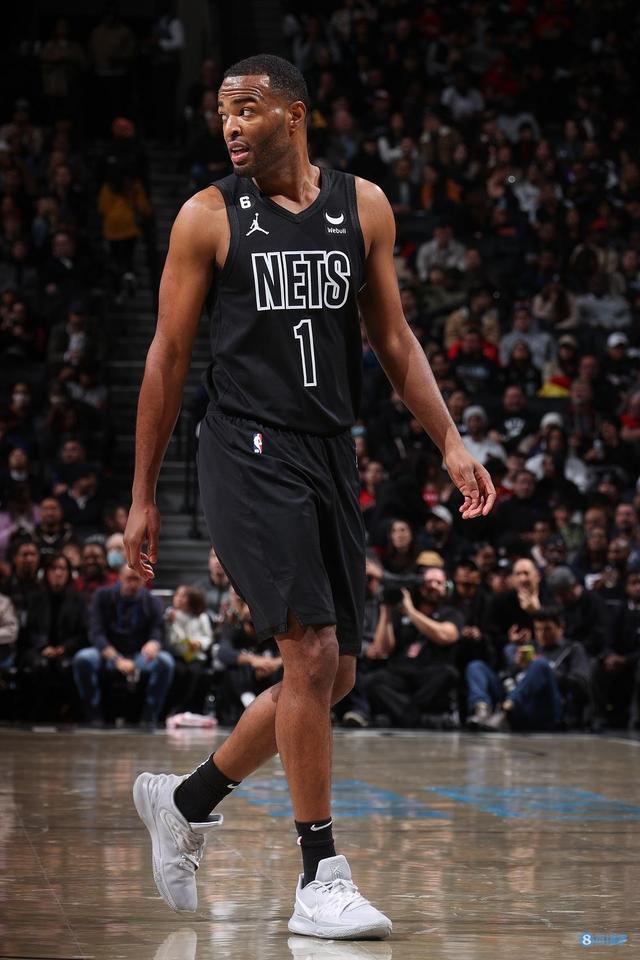 奧爾莫目前 奧爾莫目前